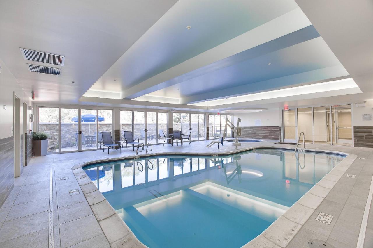 Fairfield Inn & Suites By Marriott Wichita East Exteriör bild