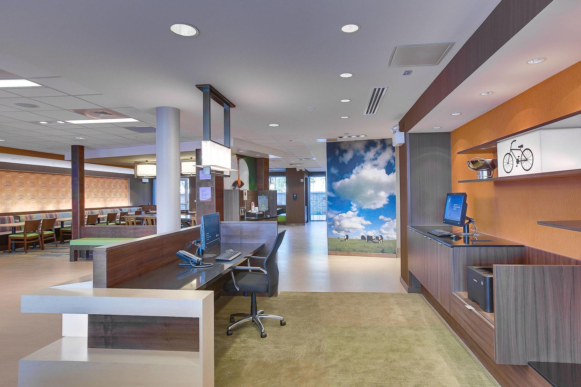 Fairfield Inn & Suites By Marriott Wichita East Exteriör bild