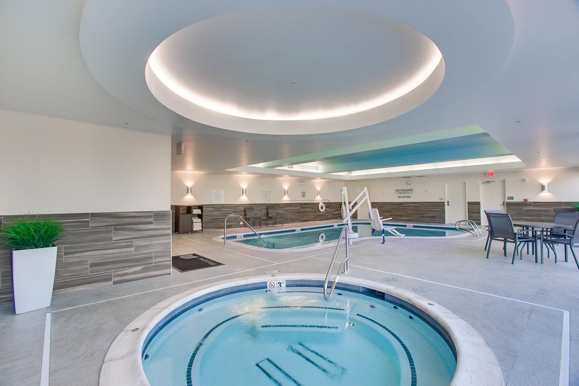 Fairfield Inn & Suites By Marriott Wichita East Exteriör bild