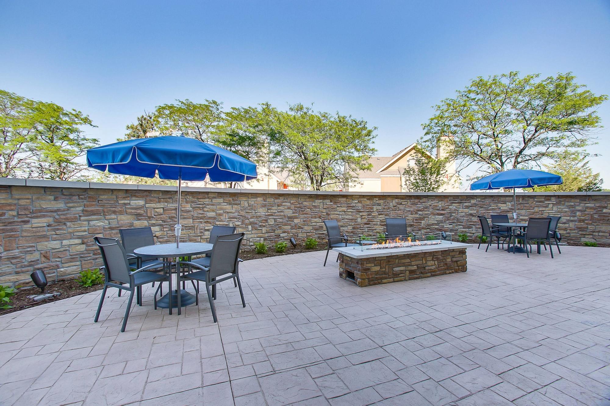 Fairfield Inn & Suites By Marriott Wichita East Exteriör bild